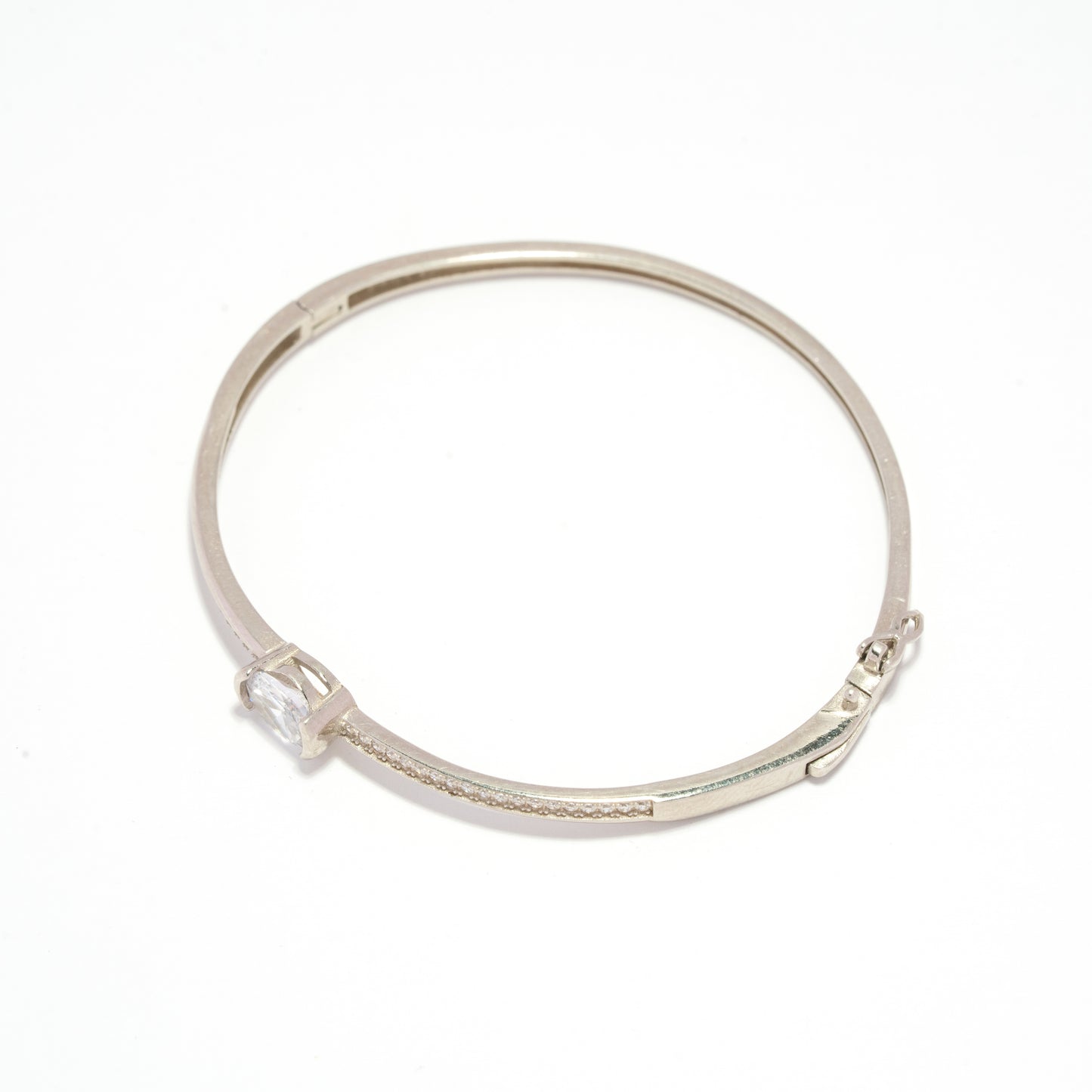 Center Diamond Bracelet