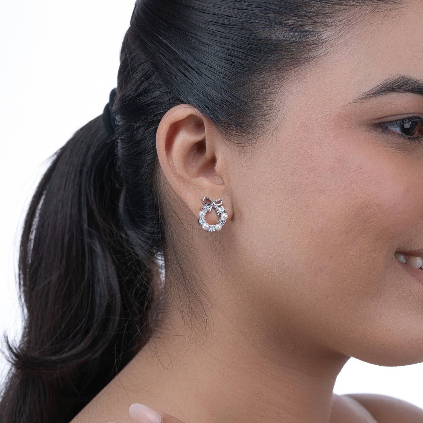 Circle Bow Studs