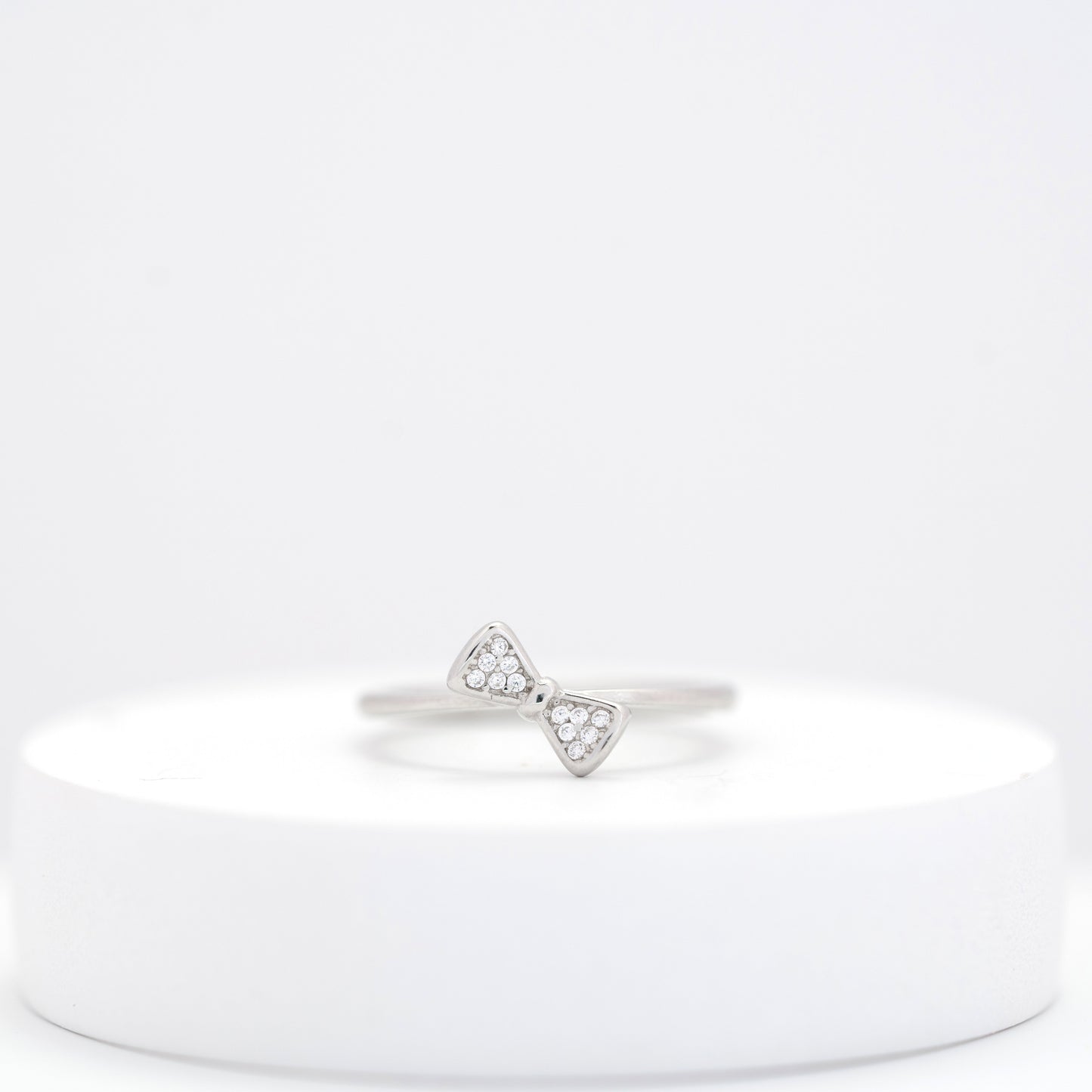 Dainty Bow Ring