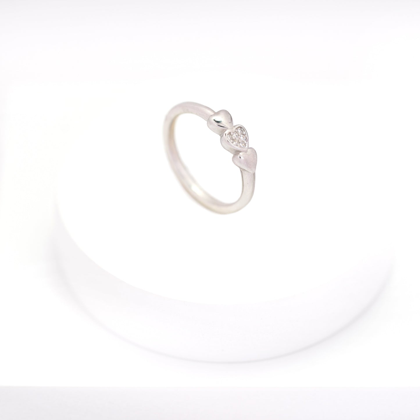 Trio of hearts Ring