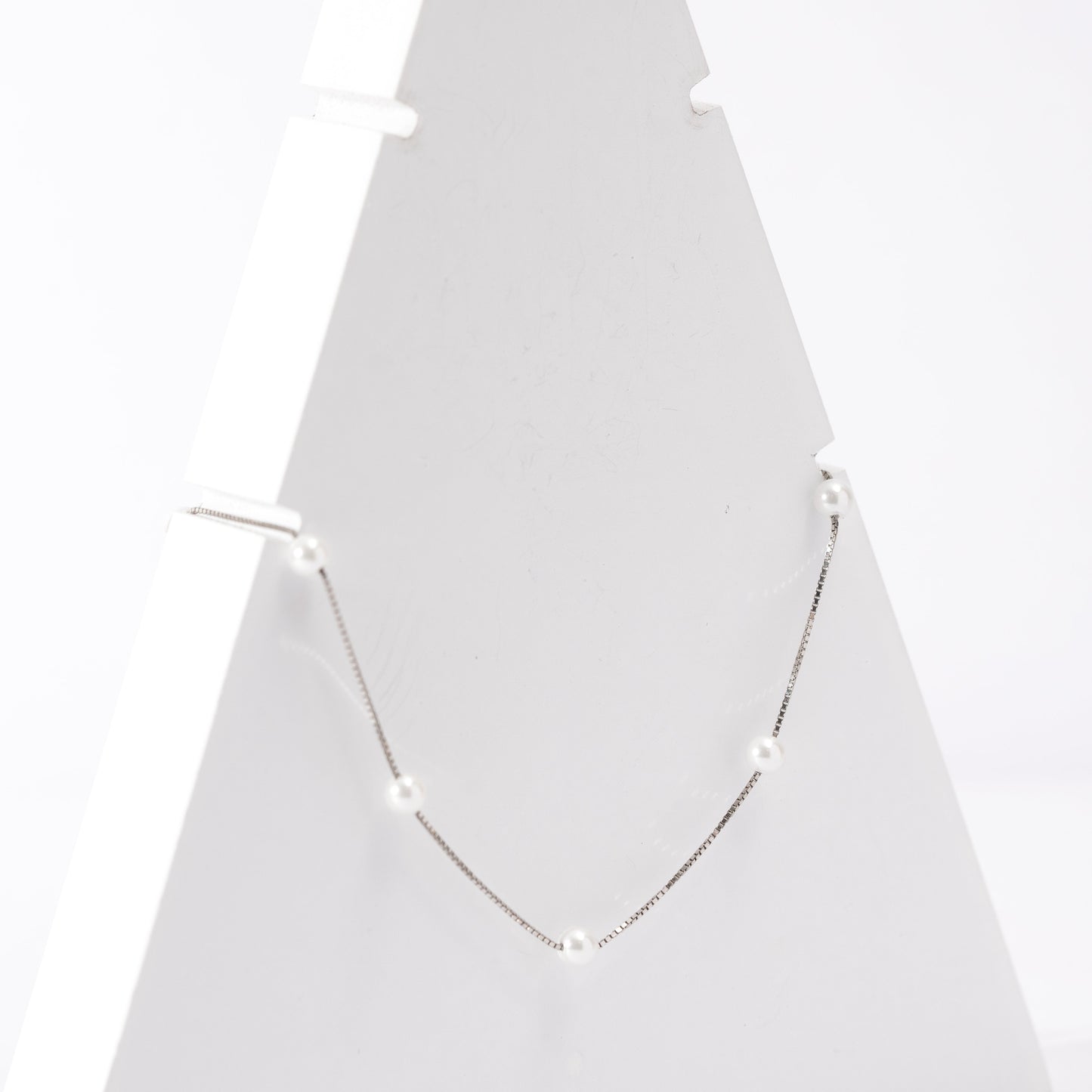 Solo Pearl Necklace