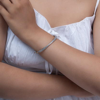 Entwined Band Bracelet