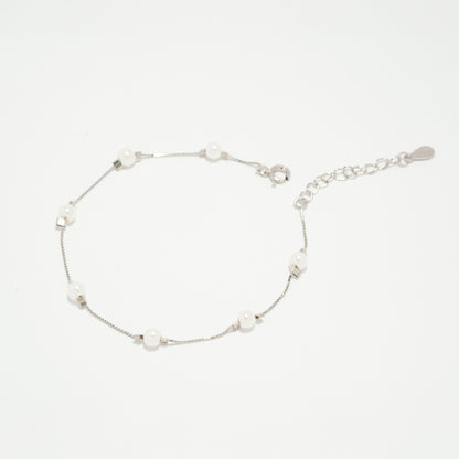 Solo Pearl Bracelet