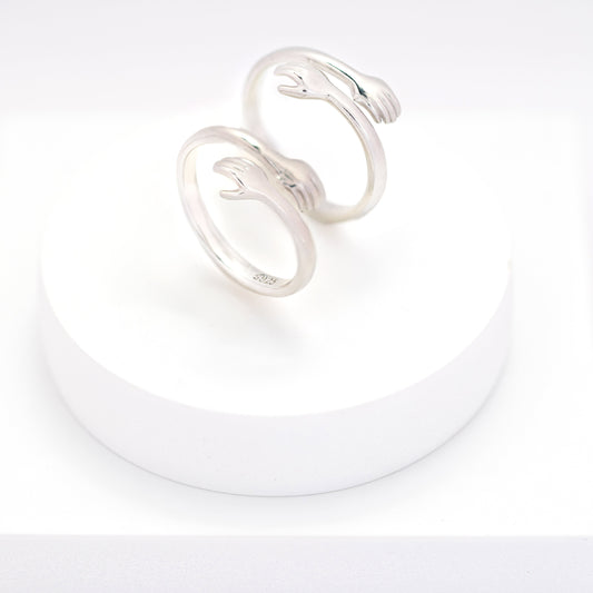 Hug Me Adjustable Ring