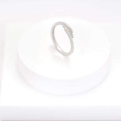 Minimal Line Ring
