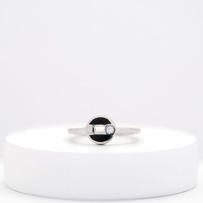 Noir Circle Ring
