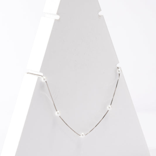 Solo Pearl Necklace