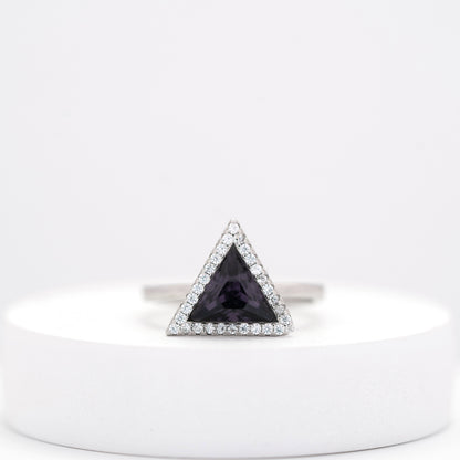 front view of handcrafted sterling silver ring with trillion cut amethyst – Violet Prism design